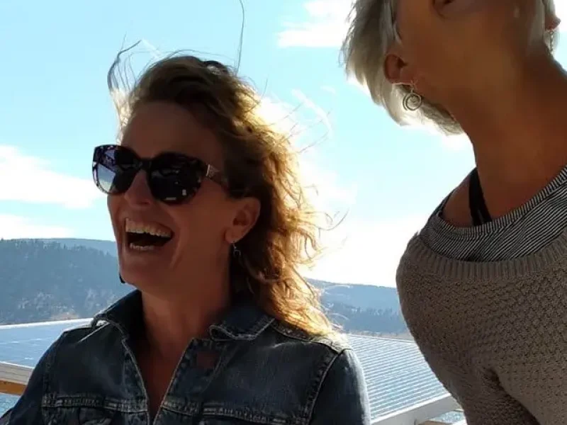 coco and robyn 2022 narrow