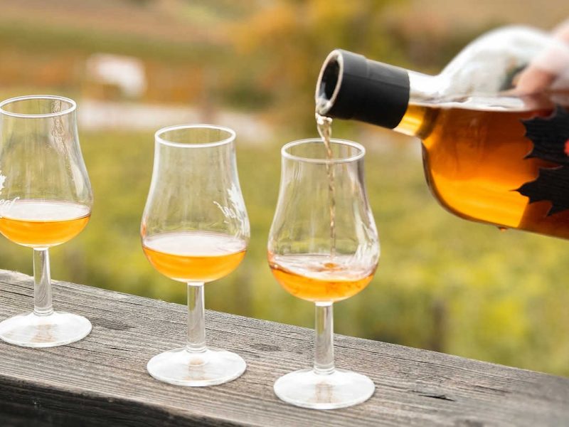 imgi_9_pouring-the-lady-of-the-cask-02